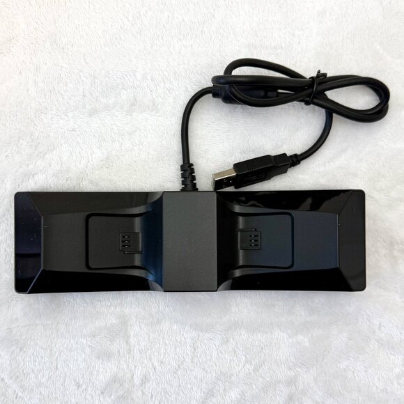 HORI XBOX One/Series X Dual Charge Station for Wireless Controllers AB10--001U - Picture 4 of 10